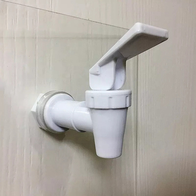 Санитарный Spigot шланга сада Pvc Faucet воды Pvc туалета пластиковый