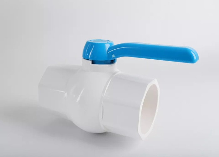 Ручка белого клапана поворота квартала Pvc пути шарикового клапана 1 трубы водопровода PVC пластиковая
